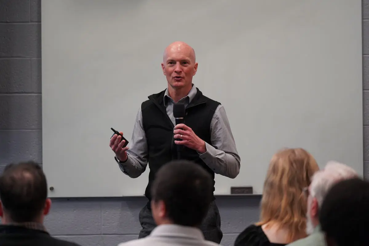 Greg Lange speaking at the UNH digital health session